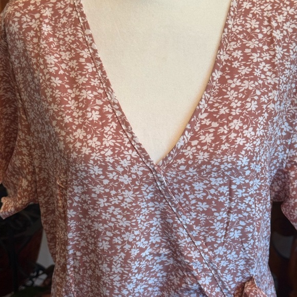 NWOT Elegant Summer Floral V Neck Short Sleeve Midi Dress XXL Flowy - Picture 3 of 10